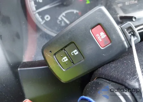 2016 Toyota Tacoma Trd Off Road z USA, uszkodzony, nr VIN 5TFCZ5AN4GX007514